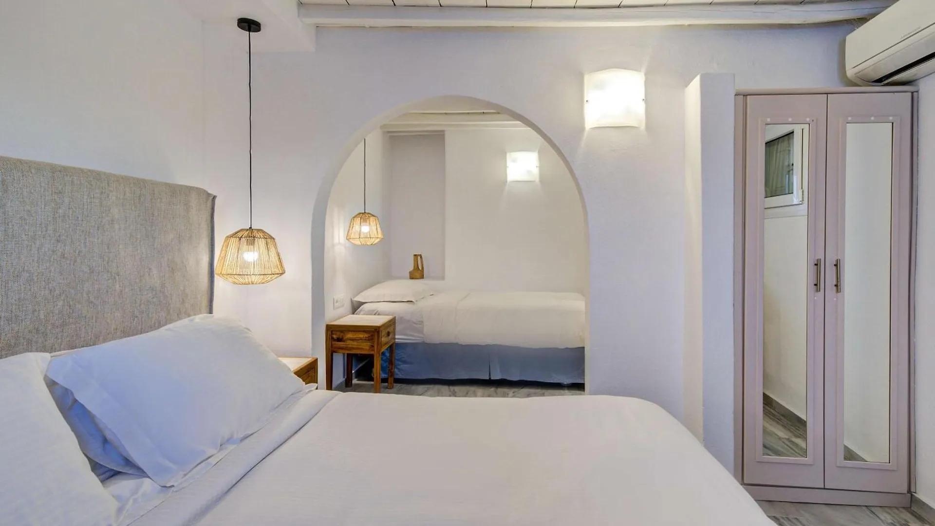 ***  Mykonos Town Hotel Madalena יוון